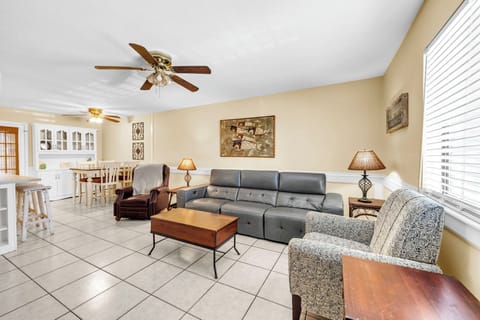 Welcome to Gulf Highlands 108 - Gulf Breeze Getaway!