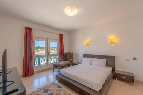 Villa, Lake View | Iron/ironing board, WiFi (free)