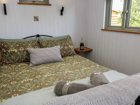 1 bedroom, WiFi (free), individually decorated, individually furnished