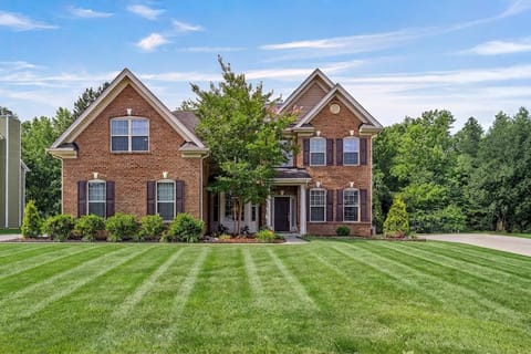Welcome to Blue Crown Manor!