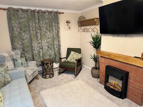 Living room/4th bedroom