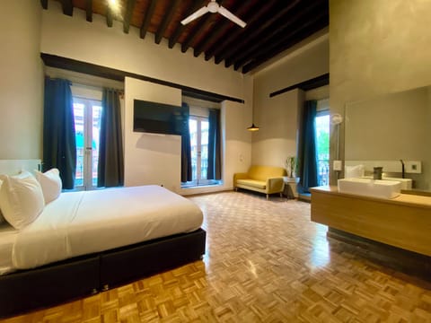 Comfort Double Room, Balcony, City View | Iron/ironing board, free WiFi, bed sheets