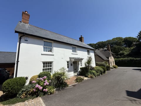 The White House, West Lulworth: Welcome