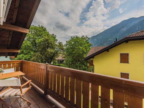 Mountain Range, Balcony, Valley, Wood Stain, Eco Hotel, Hardwood, Mountain Village, Porch, Hotel, Villa