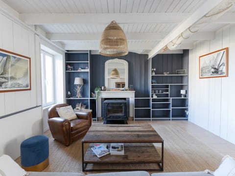 House | Living room