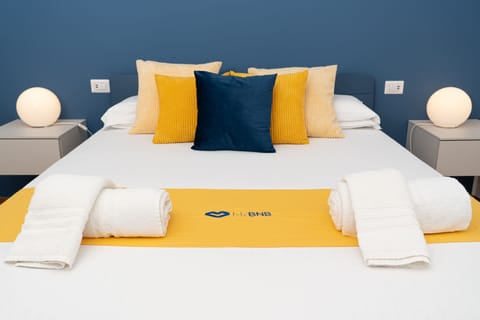 Apartment (2 Bedrooms) | Front of property