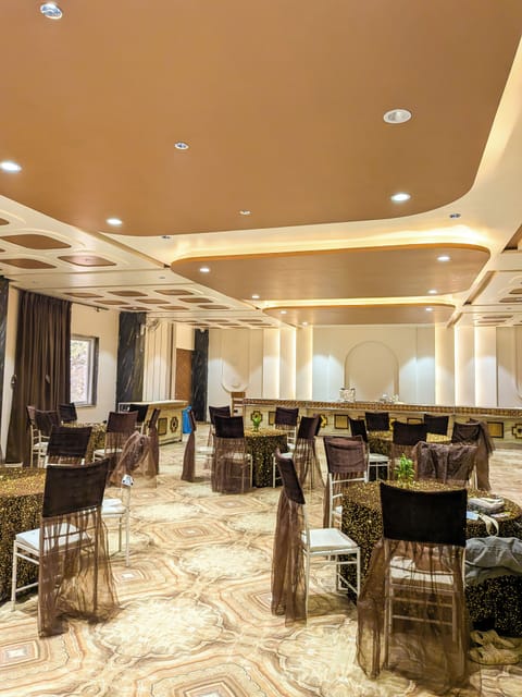 Banquet hall
