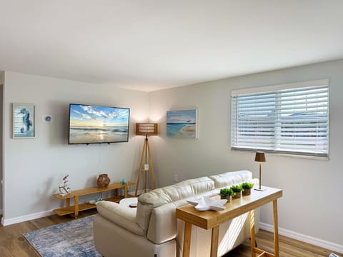 1BR Near Lemon Bay - Boat & Beach Getaway (8353)