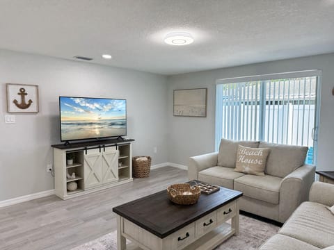 2BR Coastal Beach & Boating Escape (8372)