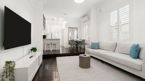 Modern aesthetics with a touch of warmth. 