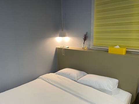 Standard Room | Desk, laptop workspace, WiFi (free)