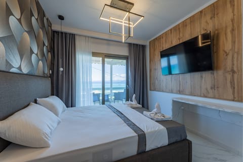 Superior Double Room, Balcony, Sea View | In-room safe, laptop workspace, iron/ironing board (on request)