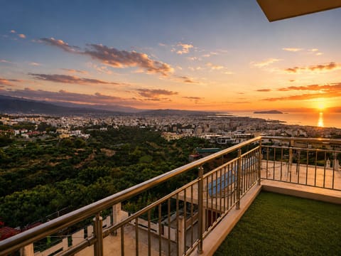 summer, balcony, outdoor, body of water, unit views