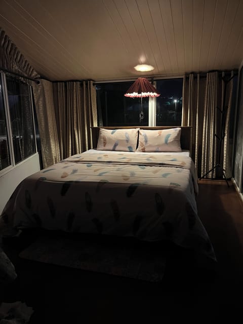 Double Room, Mountain View | Free WiFi