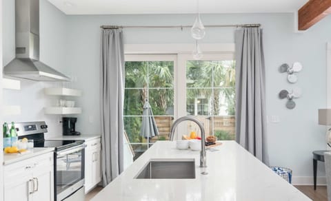 Drift Villa | One of Four Private Pool Villas in The Current Collection on Folly Beach