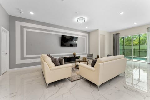Living room image 1