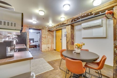 Dining Area | Round Dining Table | Open Kitchen Connection