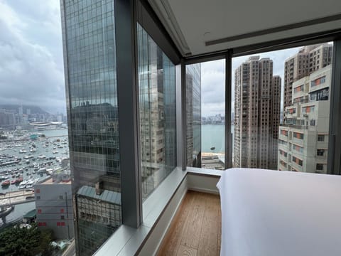 Deluxe Room | City view