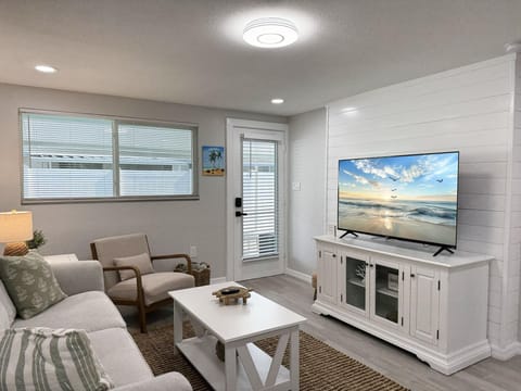2BR Coastal Retreat Near Beach & Boat Launch (8397)