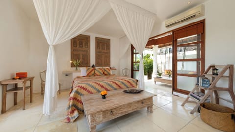 Villa, Pool View | Desk, laptop workspace