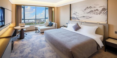 Luxury Single Room | Premium bedding, in-room safe, desk, blackout drapes