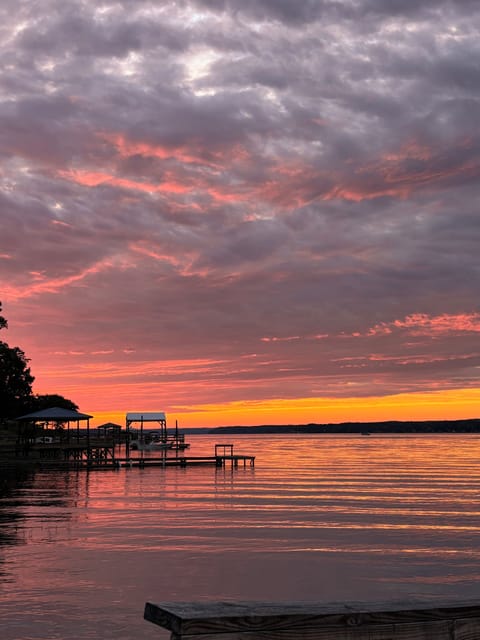 Another beautiful sunset on the lake