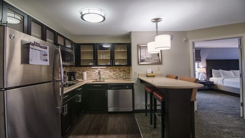 In-room safe, desk, iron/ironing board, free cribs/infant beds