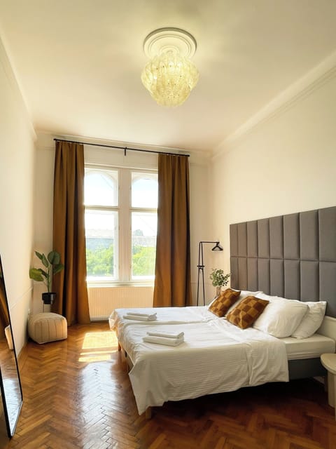 Deluxe Room, City View | Iron/ironing board (on request), WiFi (free)