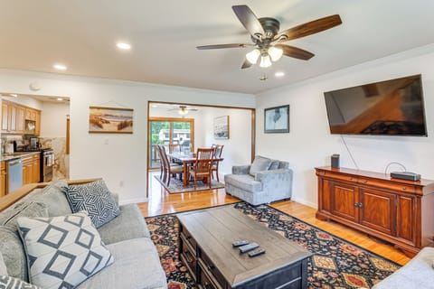 Bayville Vacation Rental | 5BR | 1.5BA | 1,600 Sq Ft | Steps to Enter