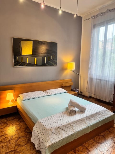 Double Room, 1 Queen Bed, Non Smoking | WiFi (free)