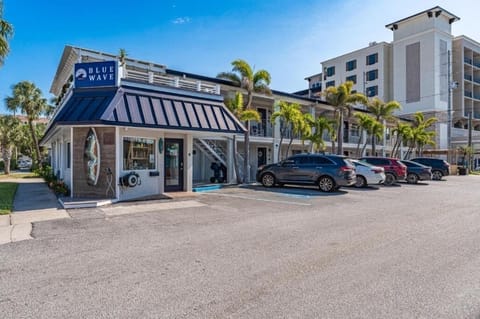 Arrive with ease to charming coastal exterior and convenient parking.