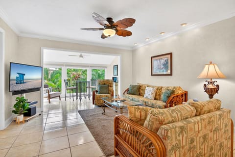 2 BR Peppertree Bay Beach, Pools & Tennis (8289)