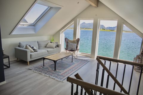 Livingroom upstairs with stunning views!