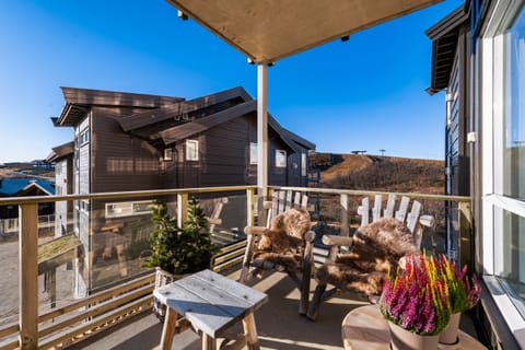 Cosy balcony that can be enjoyed any season