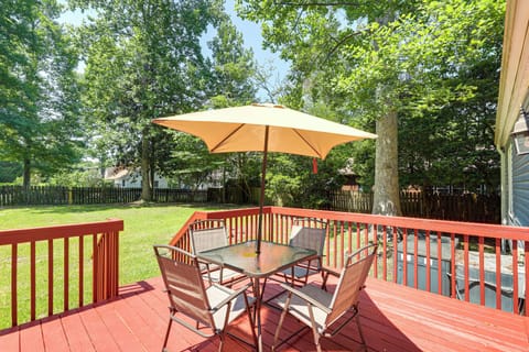 Jacksonville Vacation Rental | 4BR | 2BA | 1,200 Sq Ft