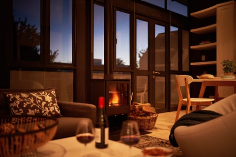 Room, 1 Bedroom | Living area | Flat-screen TV, fireplace