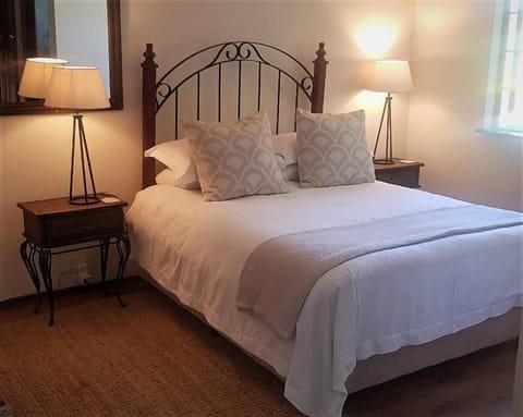 Classic Double Room, Garden View | Desk, laptop workspace, WiFi (free)
