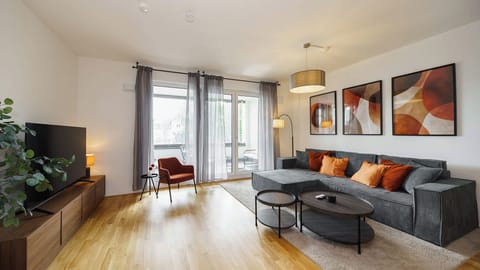 Wohnzimmer: Sicht aus der Küche