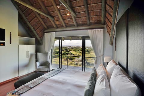 Comfort Double or Twin Room (Twin / Double Rooms ) | Premium bedding, in-room safe, desk, free WiFi