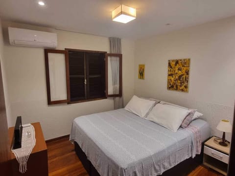 Villa | Blackout drapes, iron/ironing board, WiFi (free)