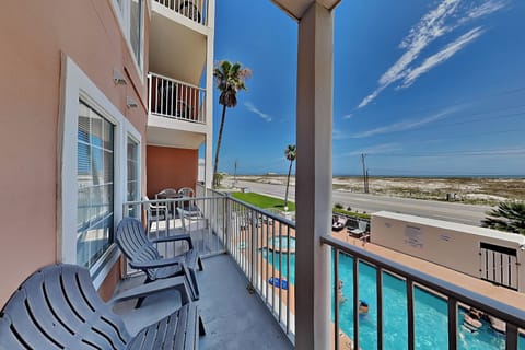 Welcome to Grand Beach Resort #209