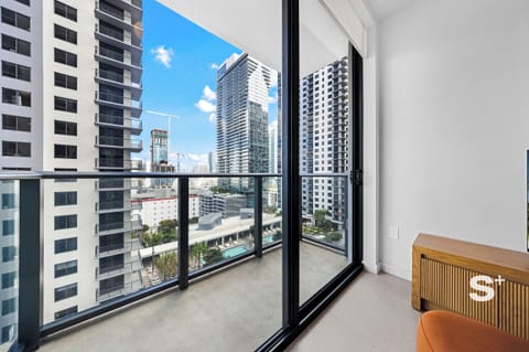 Condo, Balcony, City View | Interior