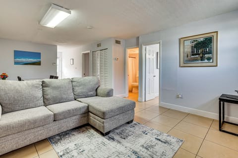 Apartment (2 Bedrooms) | Front of property