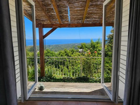 Comfort Apartment, Sea View | Interior