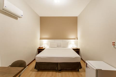 Bedroom. Interior and views may vary based on location and availability.