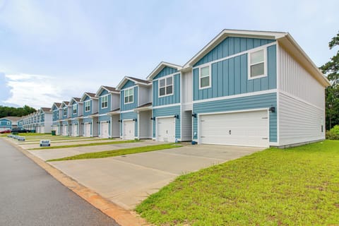 Corner Townhouse Exterior | Driveway (2 Vehicles)