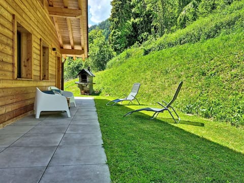 Cottage, Garden, Lawn, Landscaping, Eco Hotel, Yard, Hardwood, Plank, Outdoor Furniture, Farmhouse