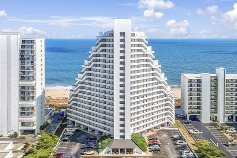 Pyramid Exterior