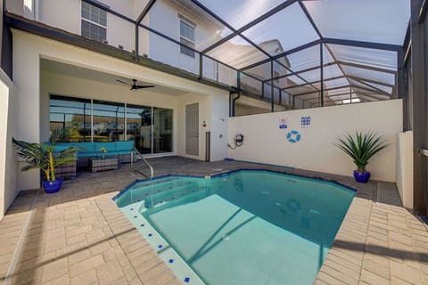 Patio and Splash Pool