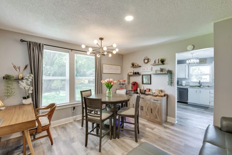 House (4 Bedrooms) | Interior